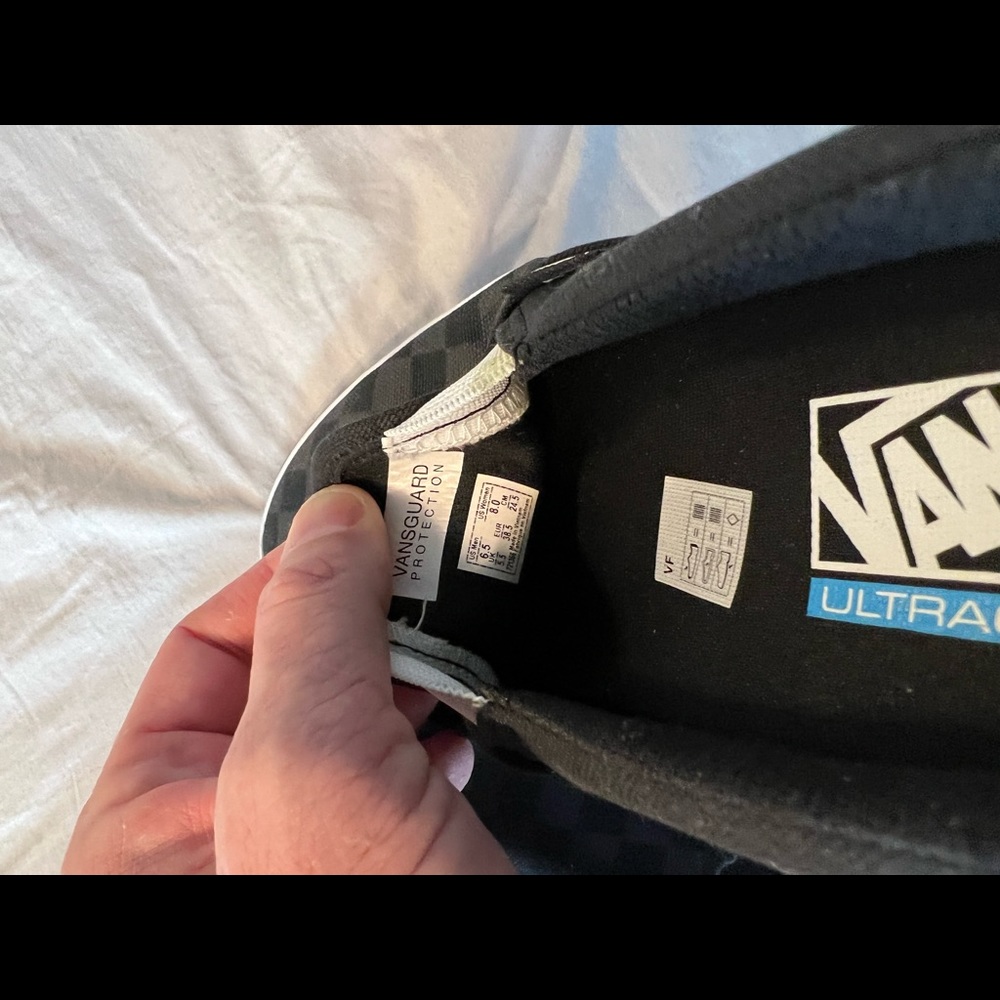 Vans - Picture 4 of 4